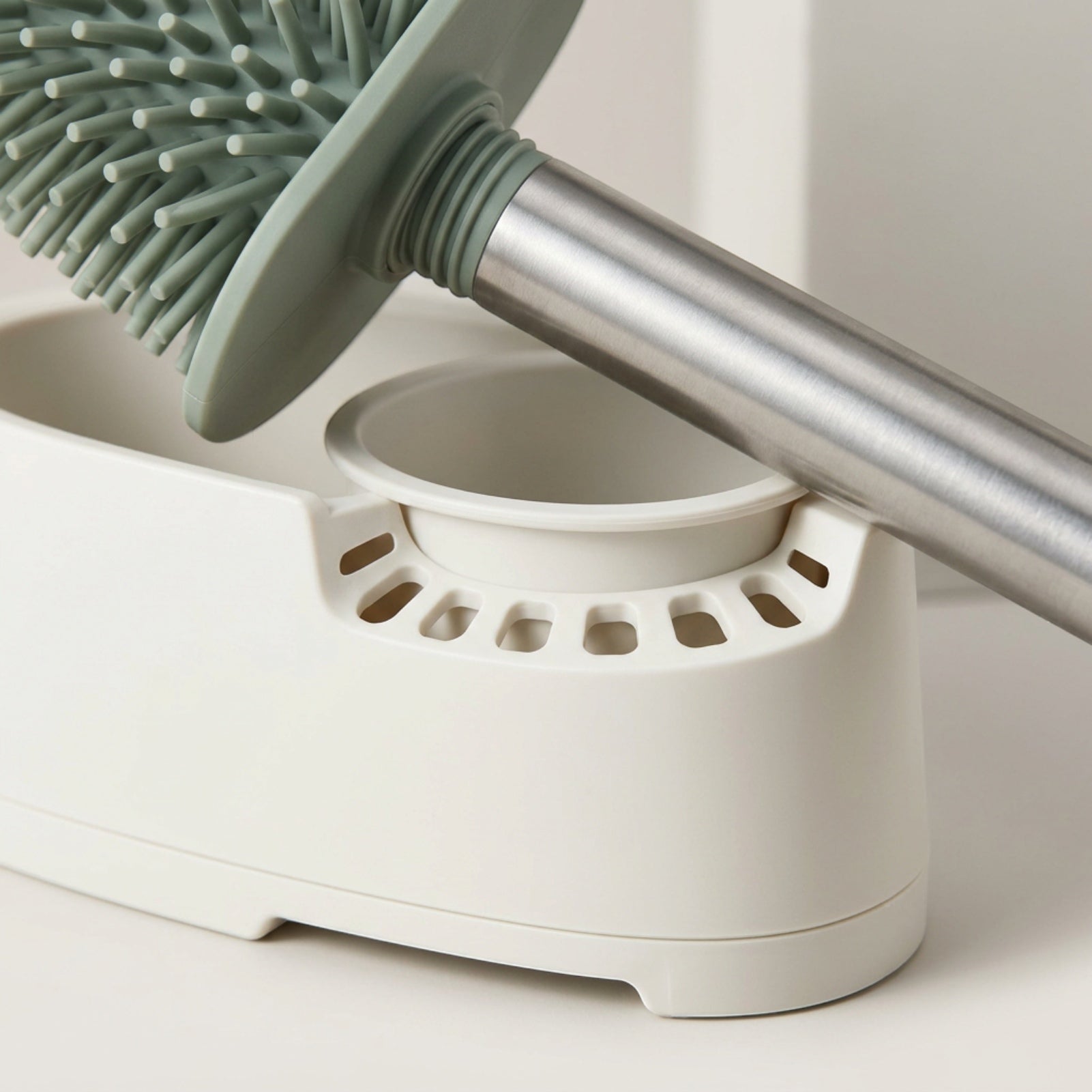 Neatup Flexarc Silicone Toilet Brush 16.5 in Sage with Vented Oval Base - Detail view
